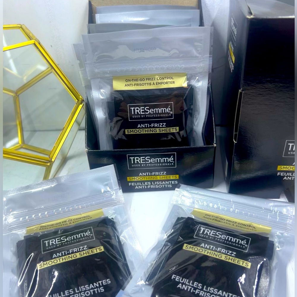 TRESemmé Anti-Frizz Smoothing Sheets Bundle